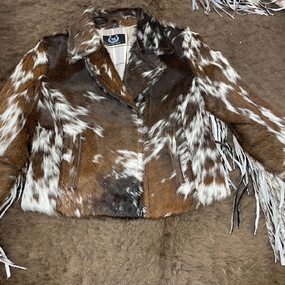 Brown Fringe Cowhide Jacket - Picture 1 of 2